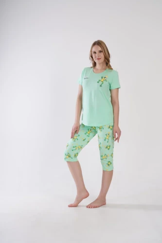 DSC06647-666x999.webp